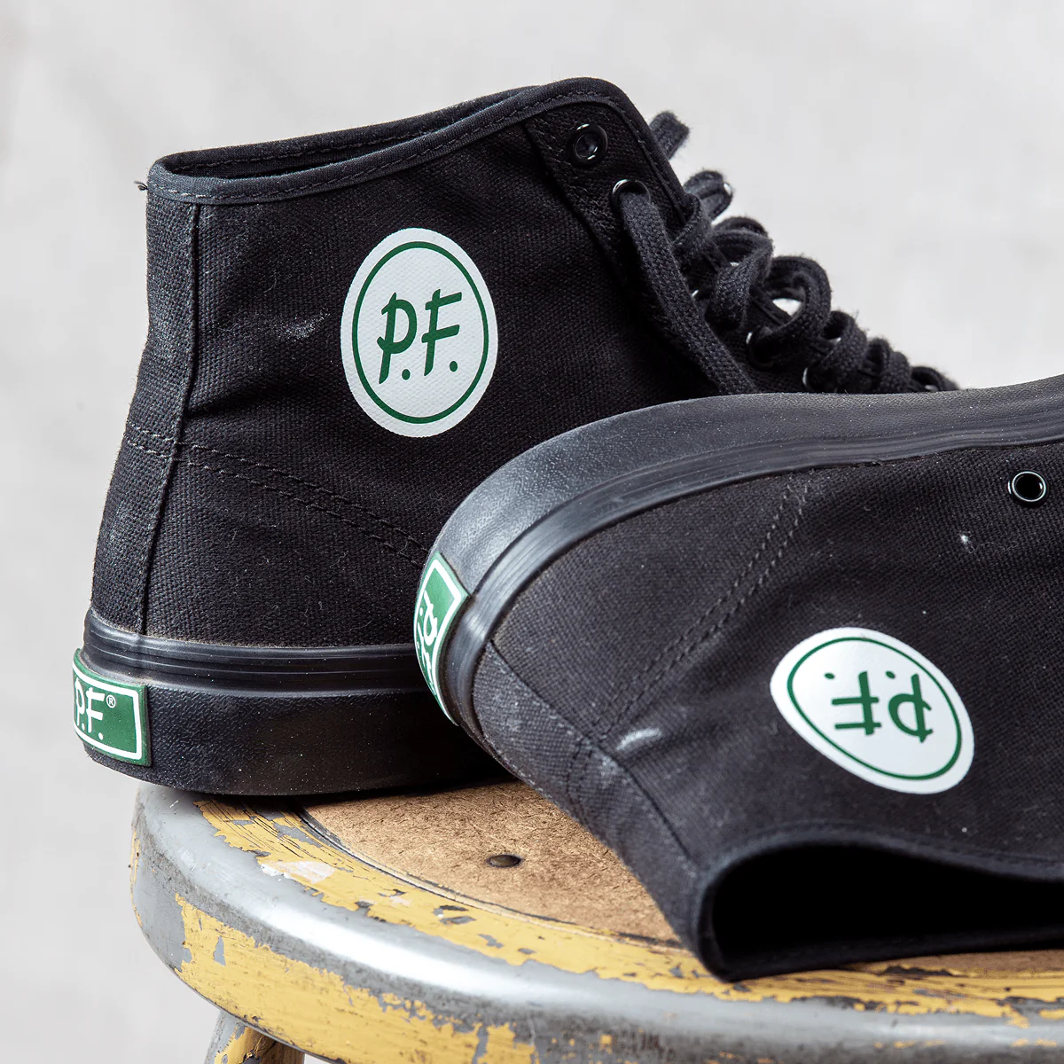 1993 Center High-Top Black - Image 3