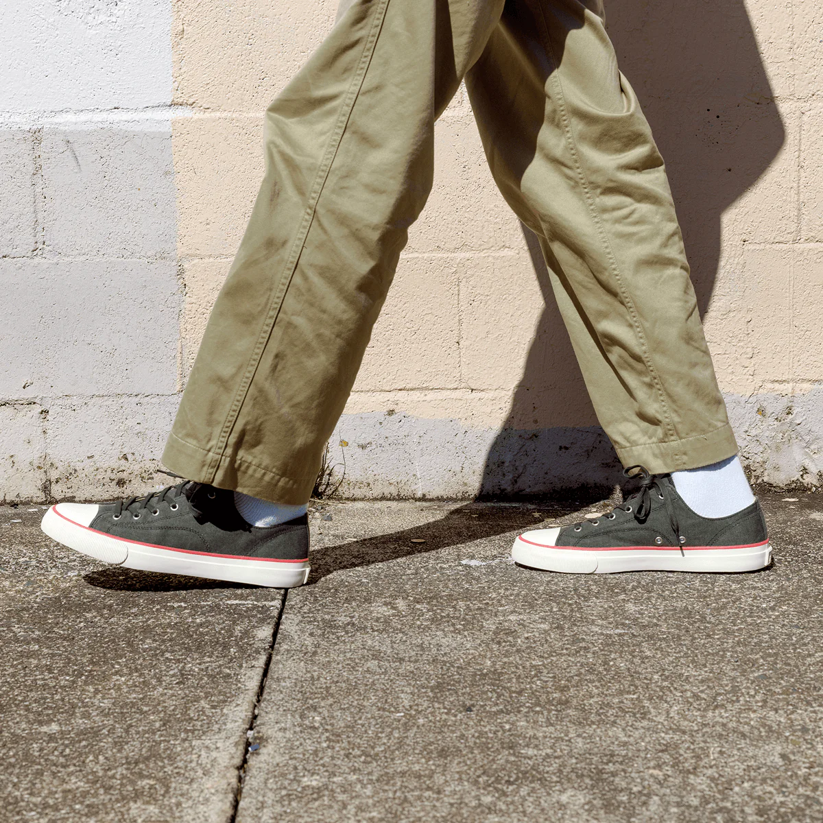 All-American Low-Top Antique Black/Crimson - Image 3