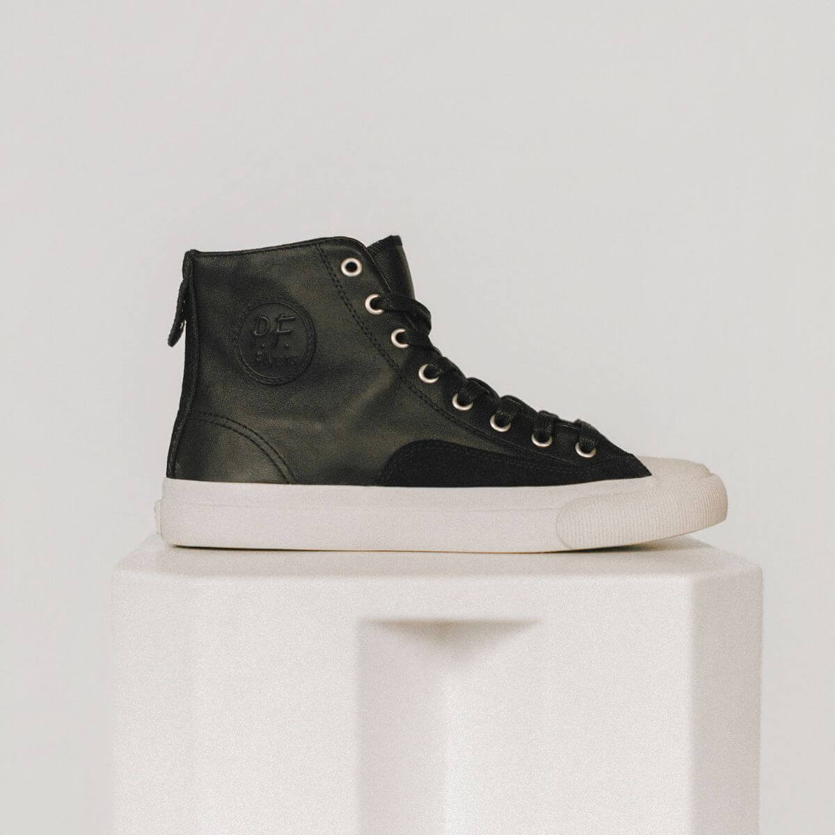 All-American Luxe High-Top Black/Sea Salt - Image 16