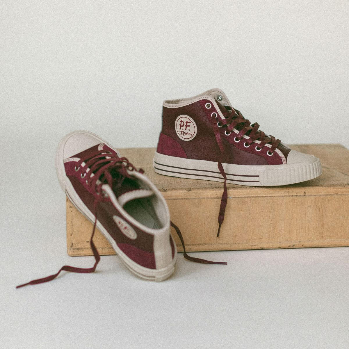 Center Vintage High-Top Burgundy/Antique White - Image 9