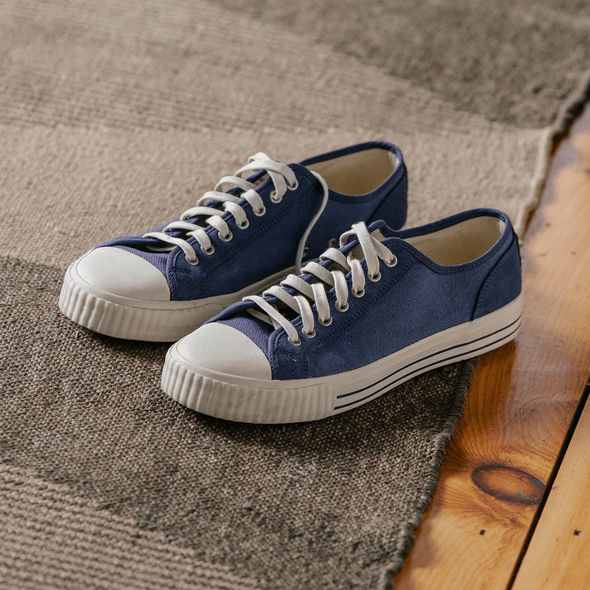 Center Vintage Low-Top, Indigo - Image 4