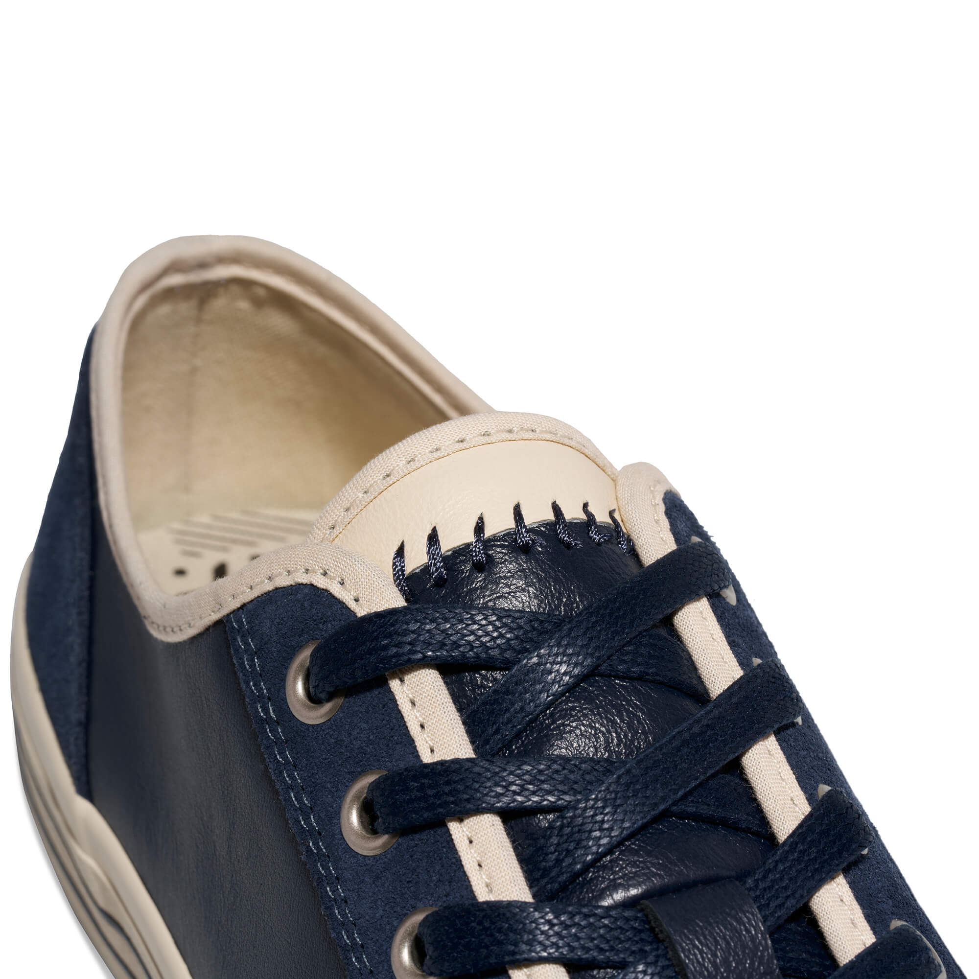 Center Vintage Low-Top Navy/Antique White - Image 7