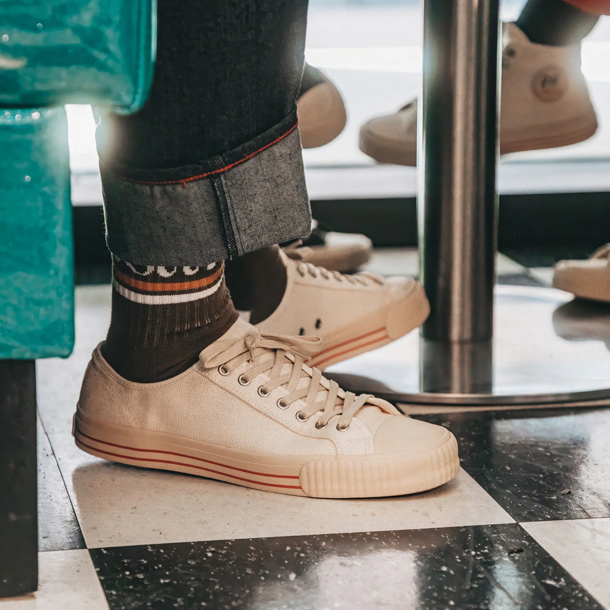 Center Vintage Low-Top White/Biscotti - Image 10