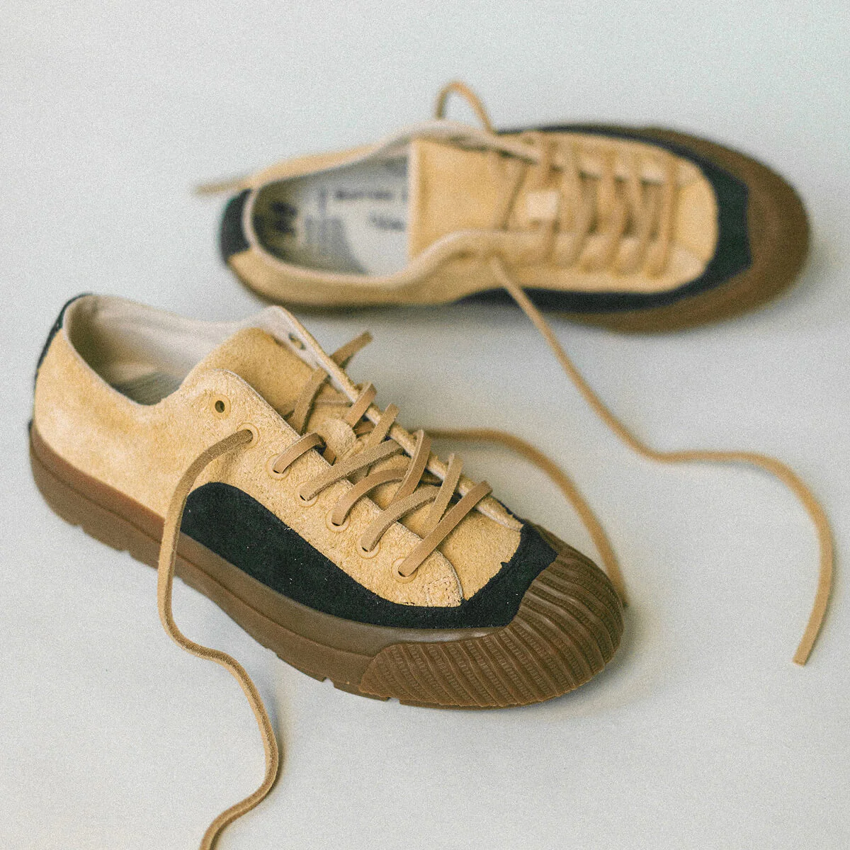 Grounder Field/Spec Low-Top Wheat/Gum - Image 16